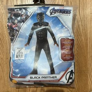 Marvel Avenger Black Panther costume (3-4 years old)